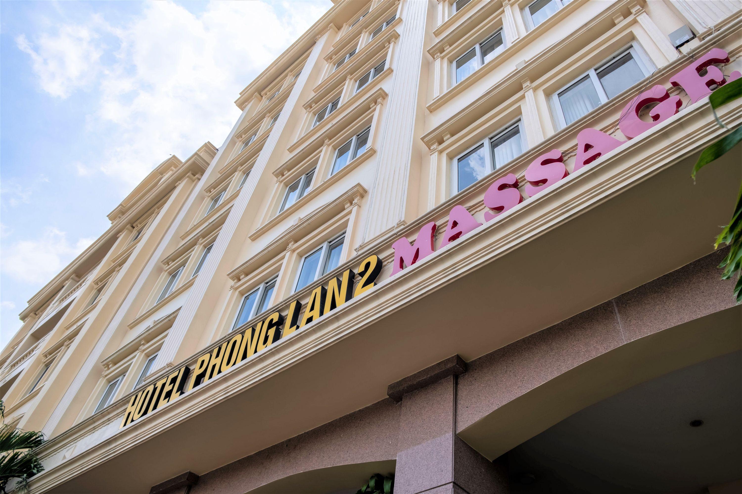 Phong Lan 2 2* TP. Hồ Chí Minh